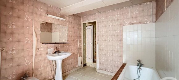 1 bedroom House in Rigny-le-Ferron, France No. 240629 10