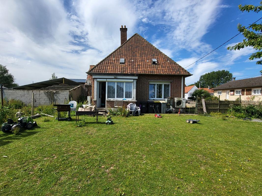 3 bedrooms House in Bonnieres, France No. 153384