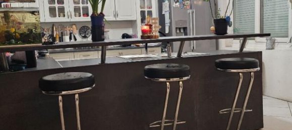 3 bedrooms House in Bonnieres, France No. 153384 2