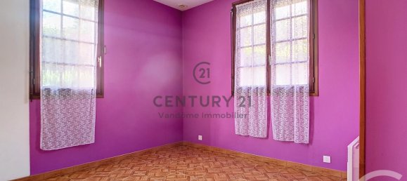 6 bedrooms House in Crepy-en-Valois, France No. 267273 12