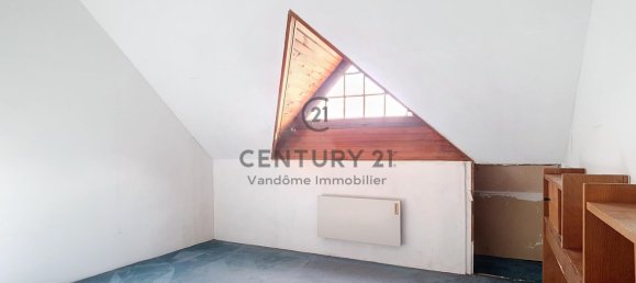 6 bedrooms House in Crepy-en-Valois, France No. 267273 3