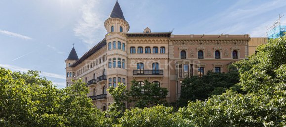 Apartamento de 3 dormitorios en Eixample, Spain No. 79393 12