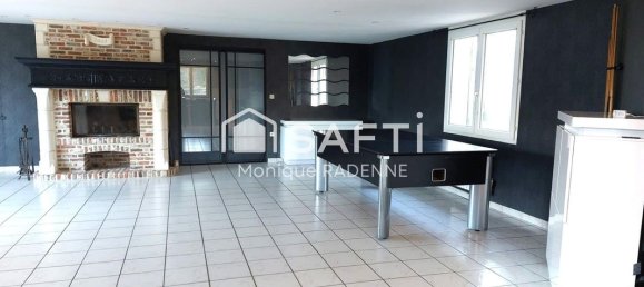 4 bedrooms House in Arras, France No. 74213 11