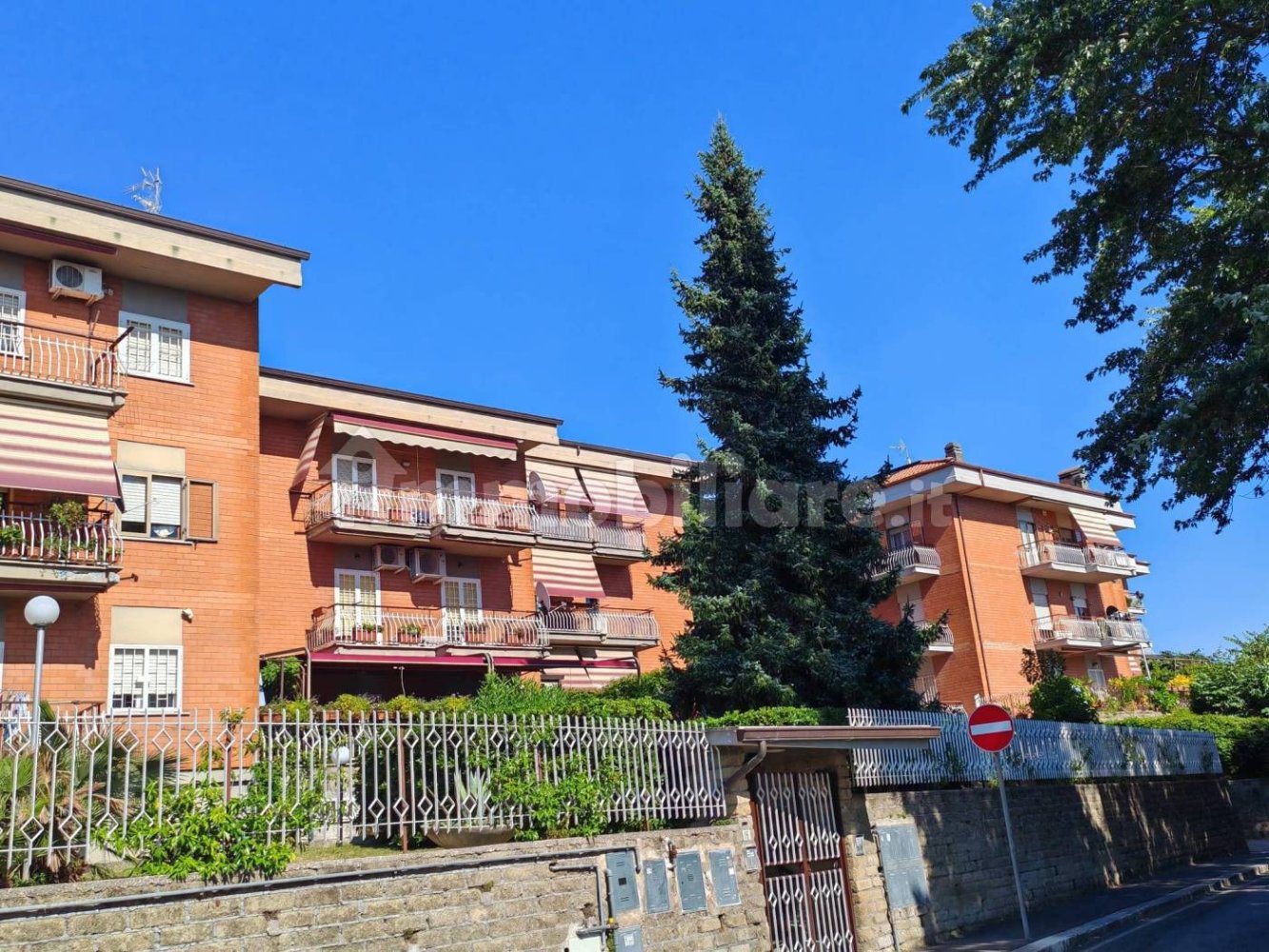3 bedrooms Apartment in Ariccia, Italy No. 262581
