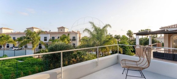 3 bedrooms House in Faro, Portugal No. 150721 11