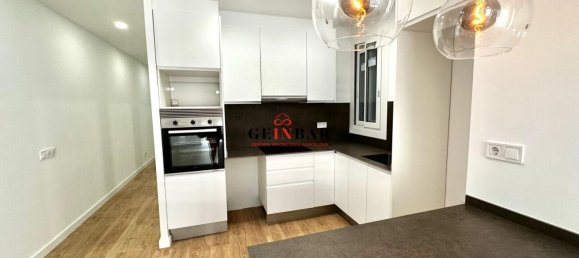 3 bedrooms Apartment in Sants-Montjuic, Spain No. 80385 3