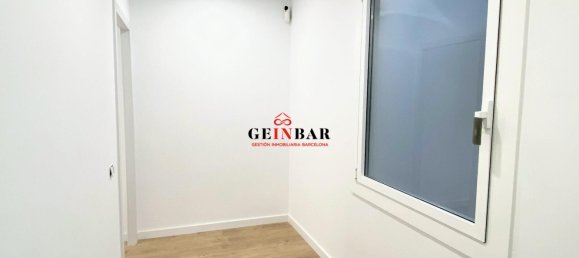 3 bedrooms Apartment in Sants-Montjuic, Spain No. 80385 37