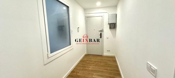 3 bedrooms Apartment in Sants-Montjuic, Spain No. 80385 8