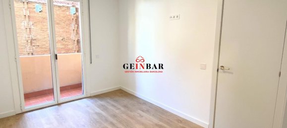 3 bedrooms Apartment in Sants-Montjuic, Spain No. 80385 11