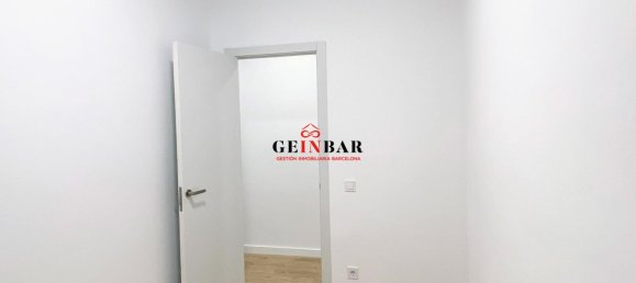 3 bedrooms Apartment in Sants-Montjuic, Spain No. 80385 47