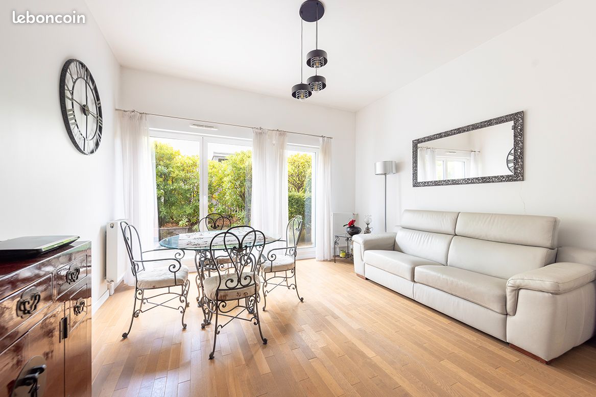 Квартира с 3 спальнями в Аньер-сюр-Сен, Франция № 325334