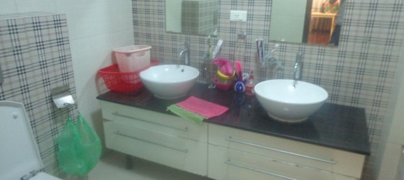 4 bedrooms House in Hai Ba Trung, Vietnam No. 3742 11