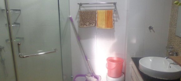 4 bedrooms House in Hai Ba Trung, Vietnam No. 3742 8