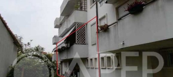 6 rooms Apartment in Ponte San Nicolò, Italy No. 15414 4