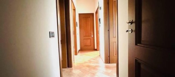 4 rooms Apartment in Faloppio, Italy No. 38911 12