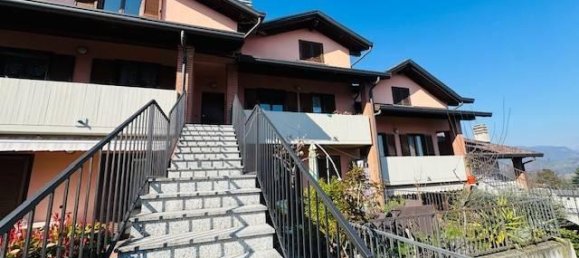 4 rooms Apartment in Faloppio, Italy No. 38911 3