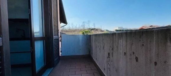 4 rooms Apartment in Faloppio, Italy No. 38911 20