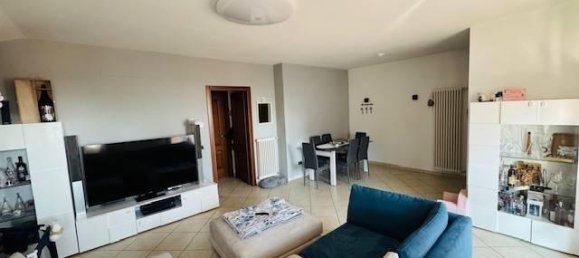 4 rooms Apartment in Faloppio, Italy No. 38911 6