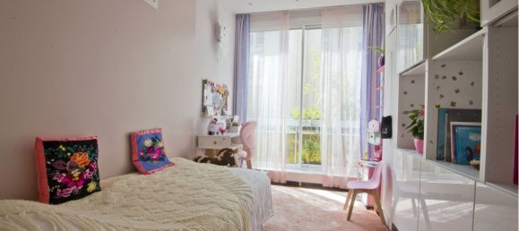 3 Schlafzimmer Wohnung in Paris, France, Nr. 241351 10