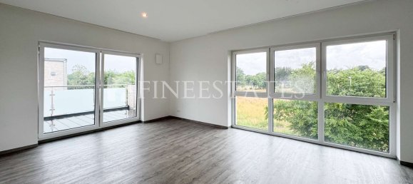 1 bedroom Penthouse in Pinneberg, Germany No. 327536 2