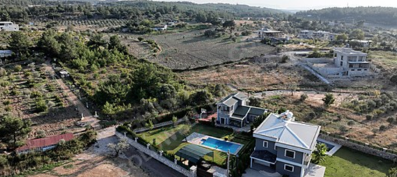 فيلا 3+1 في Izmir, Turkey رقم 40298 13