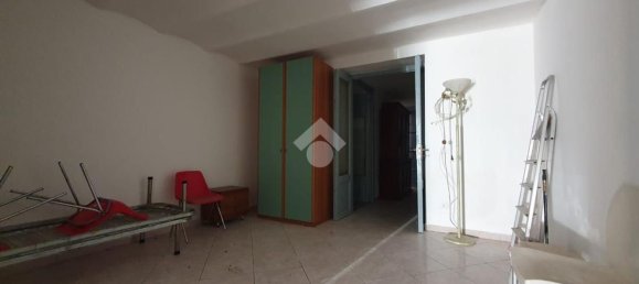 4 rooms Apartment in Palermo, Italy No. 206679 17