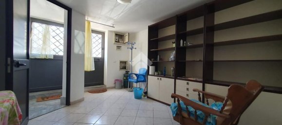 4 rooms Apartment in Palermo, Italy No. 206679 4