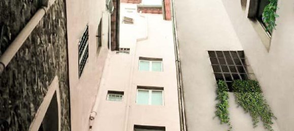 4 rooms Apartment in Florence, Italy No. 33000 7