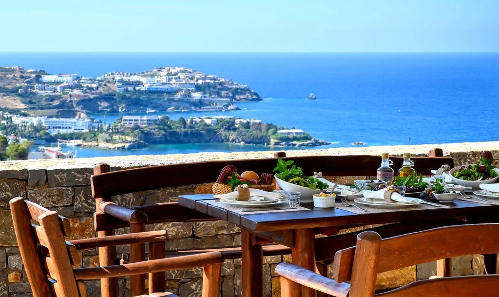 5 bedrooms Villa in Gazi, Greece No. 5539