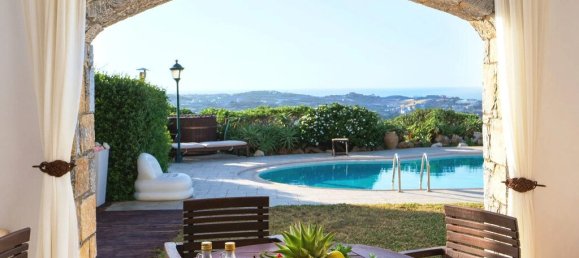 5 bedrooms Villa in Gazi, Greece No. 5539 2