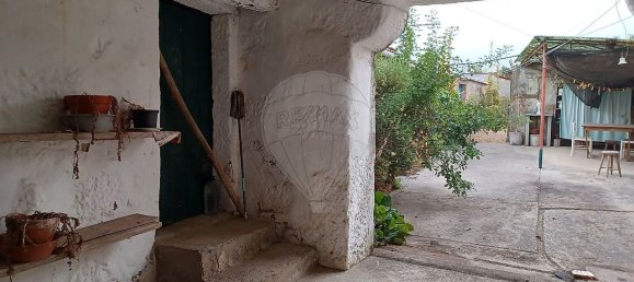 4 bedrooms House in Canelas, Portugal No. 28149 2