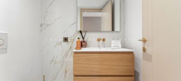 5 bedrooms Villa in Marbella, Spain No. 122953 20