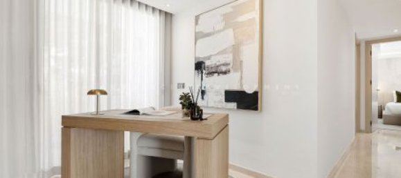 5 bedrooms Villa in Marbella, Spain No. 122953 13