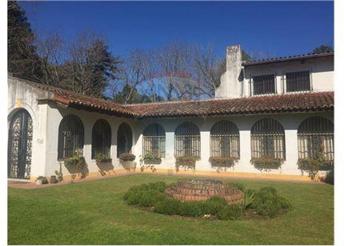 6 bedrooms House in Pilar, Argentina No. 53407