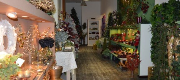 1450m² Property in Athens, Greece No. 6487 3