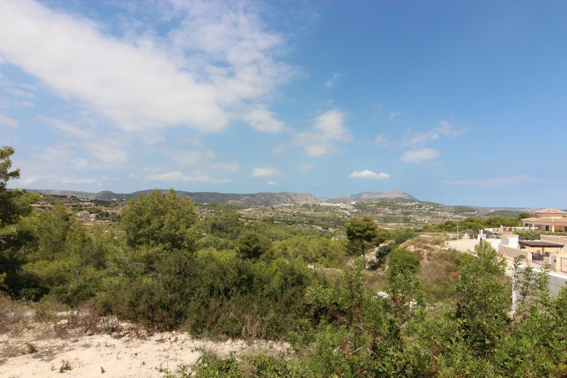  Land in Moraira, Spain No. 142549