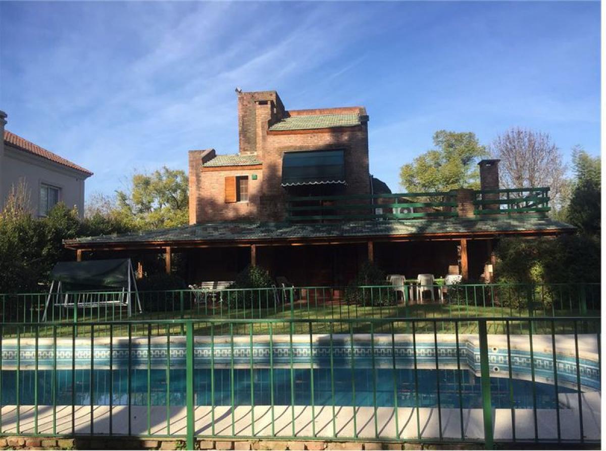 Casa T3 em Pilar, Argentina N.º 72297