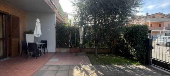 4 bedrooms Villa in Arezzo, Italy No. 47950 47