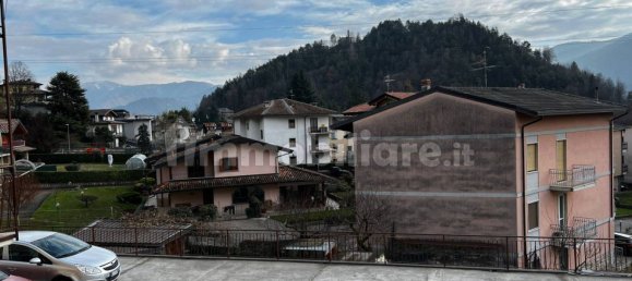 2 bedrooms House in Clusone, Italy No. 97929 7