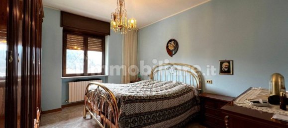 2 bedrooms House in Clusone, Italy No. 97929 2