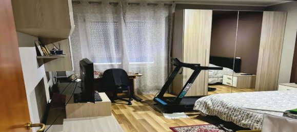 3غرفة شقة في Cinisello Balsamo, Italy رقم 1976 16