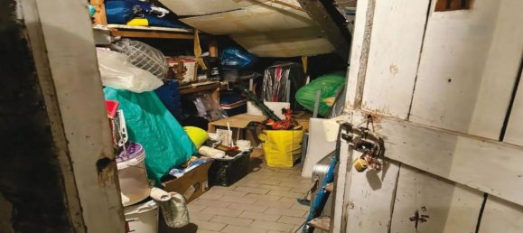 3غرفة شقة في Cinisello Balsamo, Italy رقم 1976 22