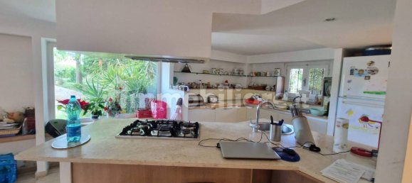 Вилла с 5 спальнями в Латина, Италия № 304601 10