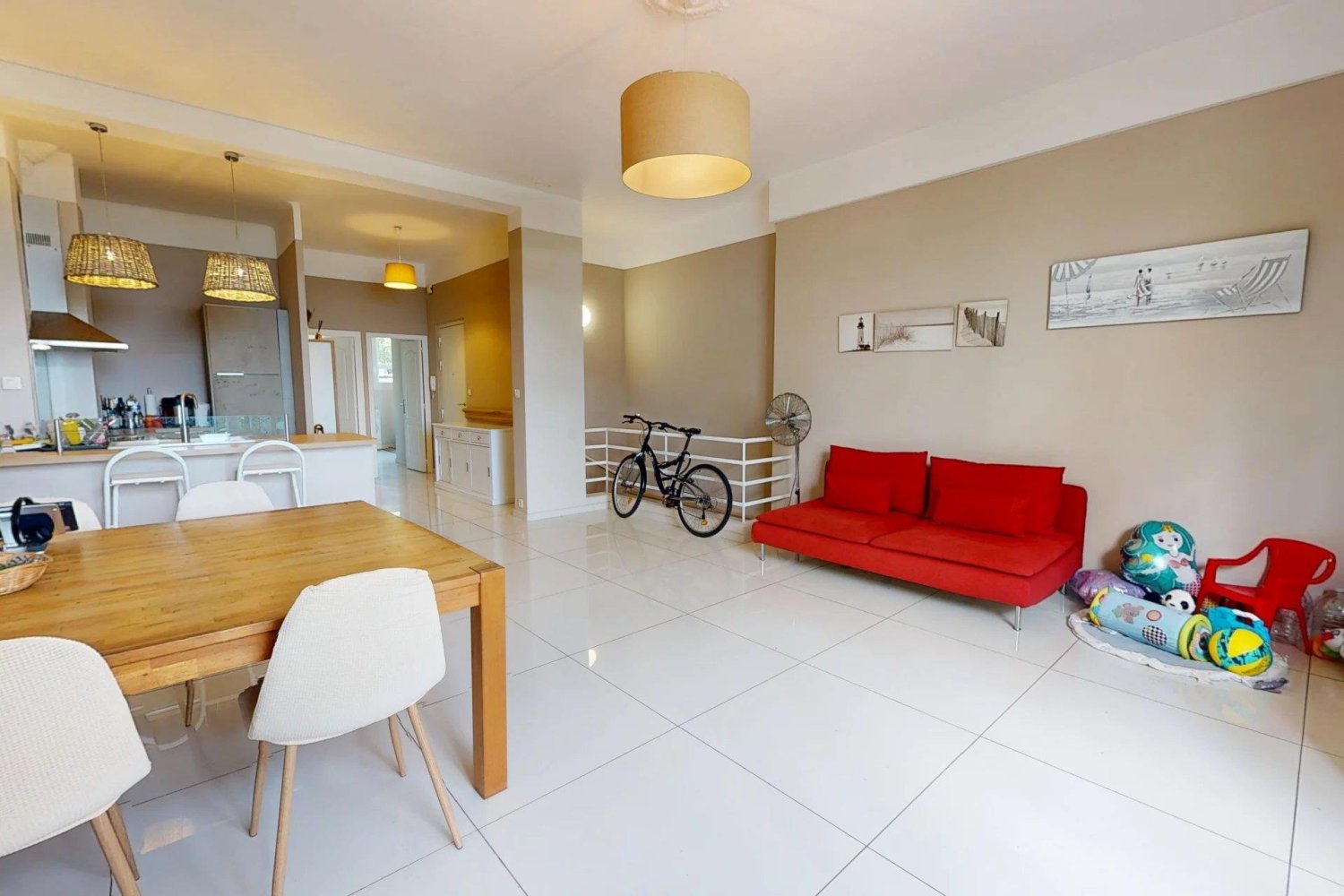 3 rooms Duplex in Nice, France No. 299822