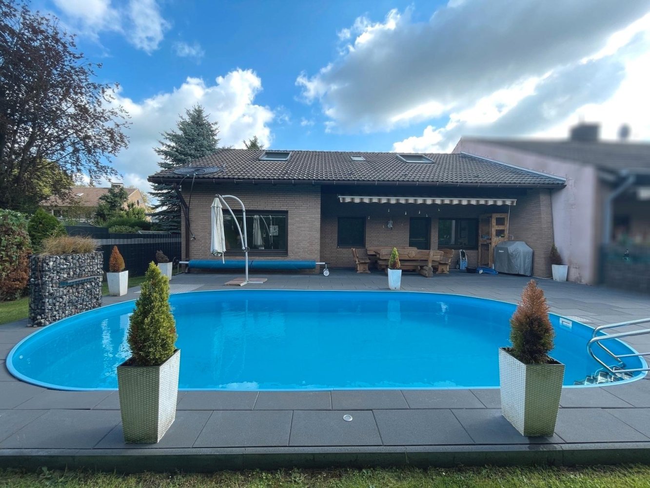 Casa de 4 habitaciónes en Duisburg, Germany No. 55253