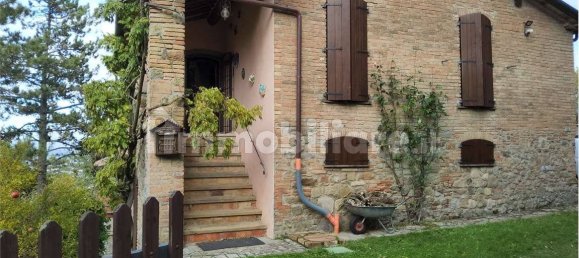 5غرفة منزل في Umbertide, Italy رقم 22579 2