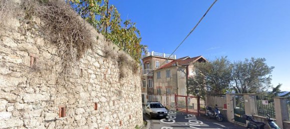 Квартира с 3 спальнями в Финале Лигуре, Италия № 377996 3