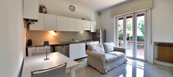 Apartamento de 3 habitaciónes en Senago, Italy No. 330343 4