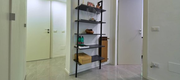 Apartamento de 3 habitaciónes en Senago, Italy No. 330343 24