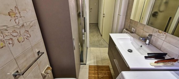 Apartamento de 3 habitaciónes en Senago, Italy No. 330343 11